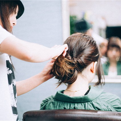 ヘアアレンジ_秋帽子経過03