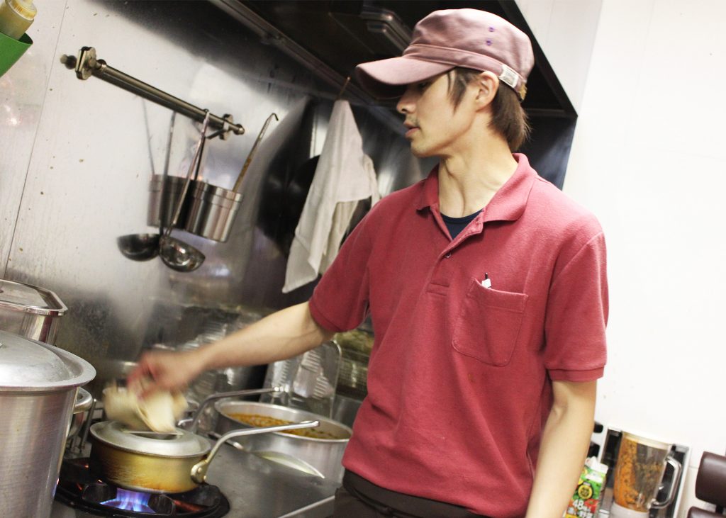 仙台カレー男子15