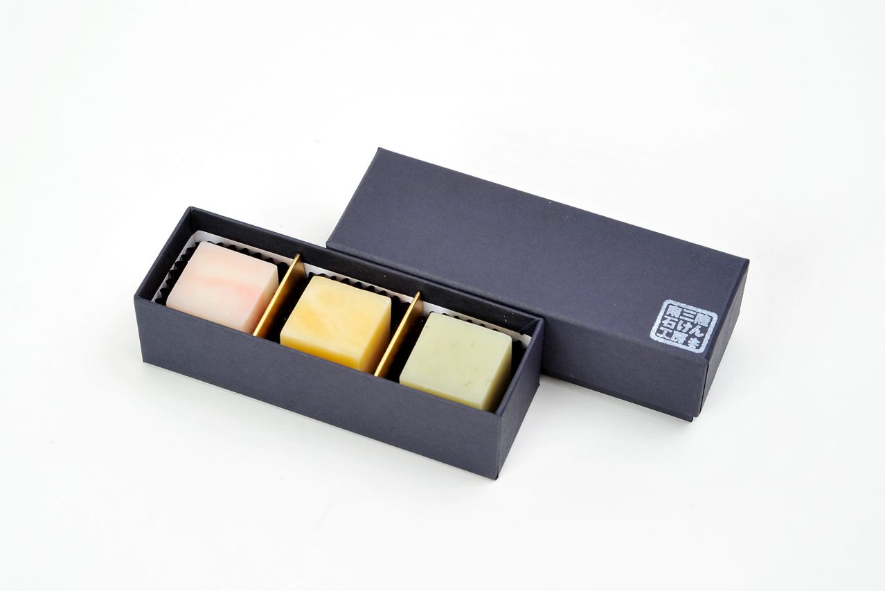 三陸石鹸工房kuriya アロマキューブ石けん3個セット 暮らす仙台 三陸石鹸工房kuriya アロマキューブ石けん3個セット 暮らす仙台