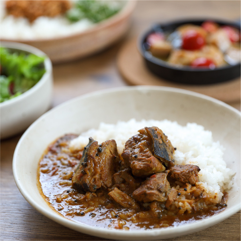 みさきの一軒家（由良穴子の佃煮・まぐろカリー・さくらますのコンフィ・ほたてと孟宗のアヒージョ・たこと季節野菜のラタトゥイユ等…）